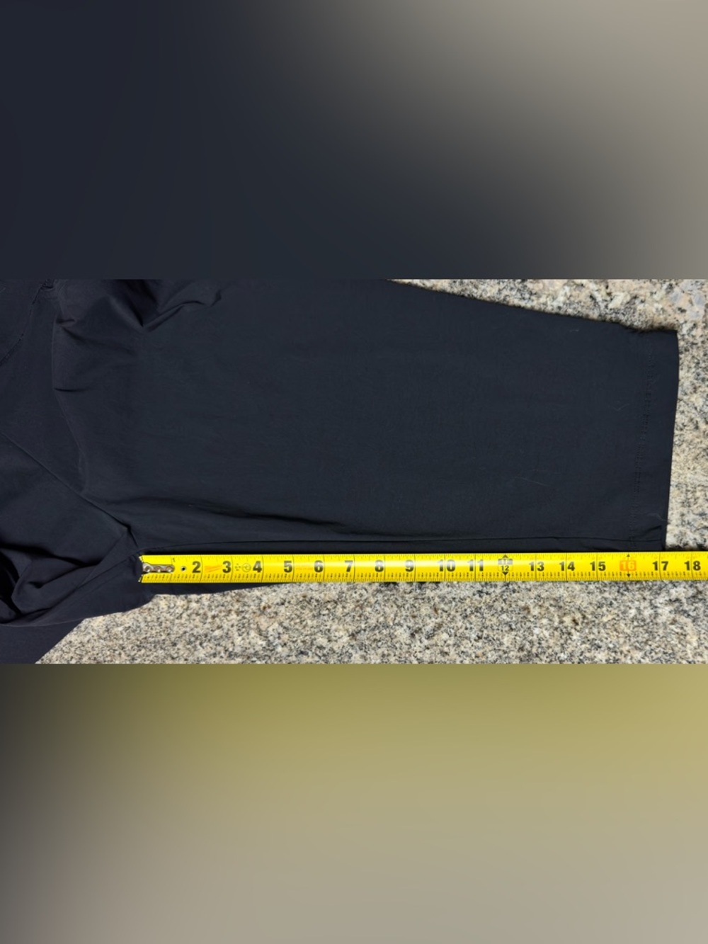 Columbia Capri/Mid-Calf Pant - Large - Picture 6 of 8